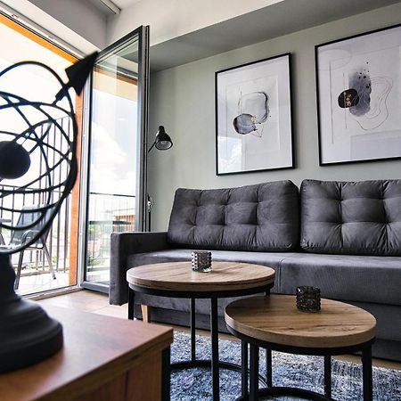 Apartament Timi Zator Bagian luar foto