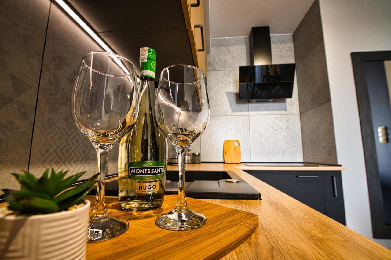 Apartament Timi Zator Bagian luar foto